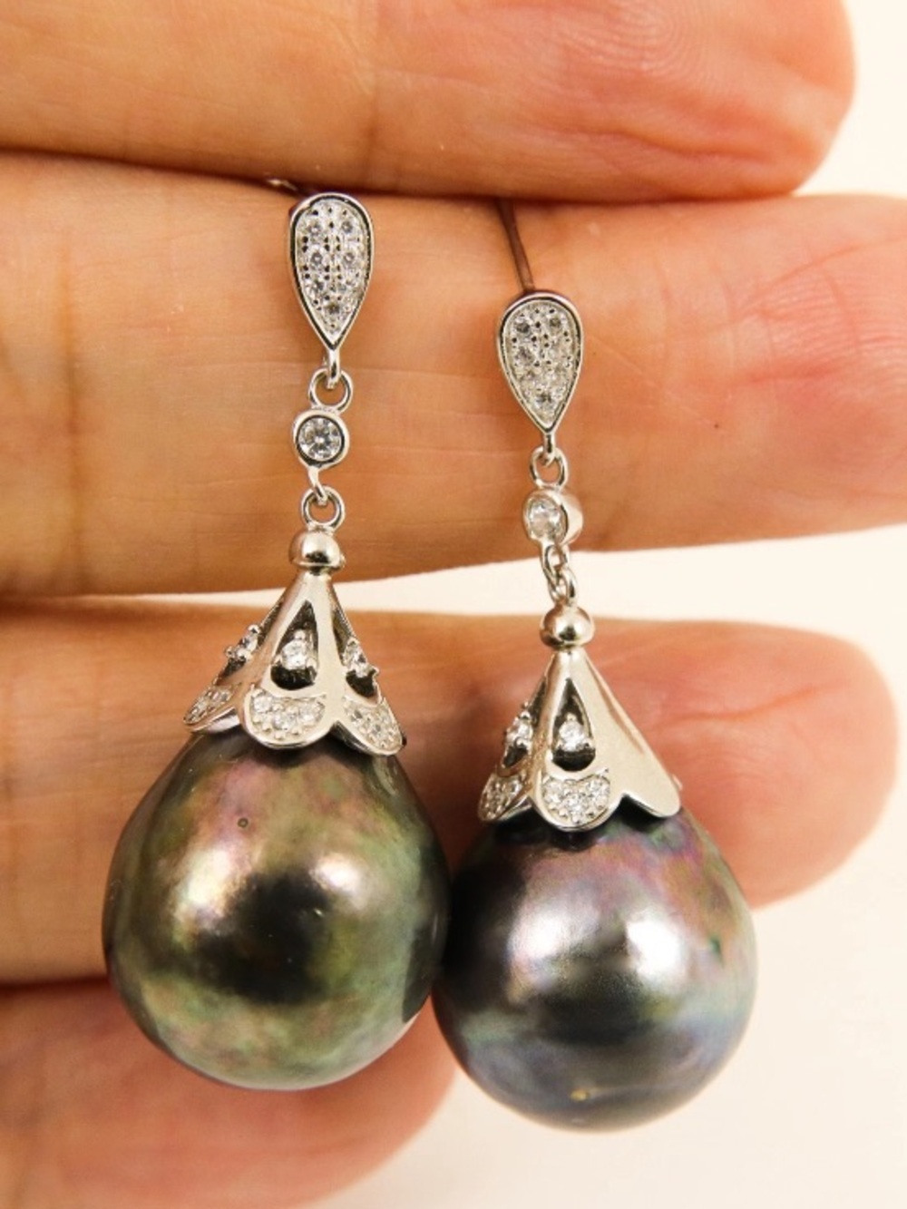Huge 18mm Tahitian Pearl Earrings - Picture 7 of 8